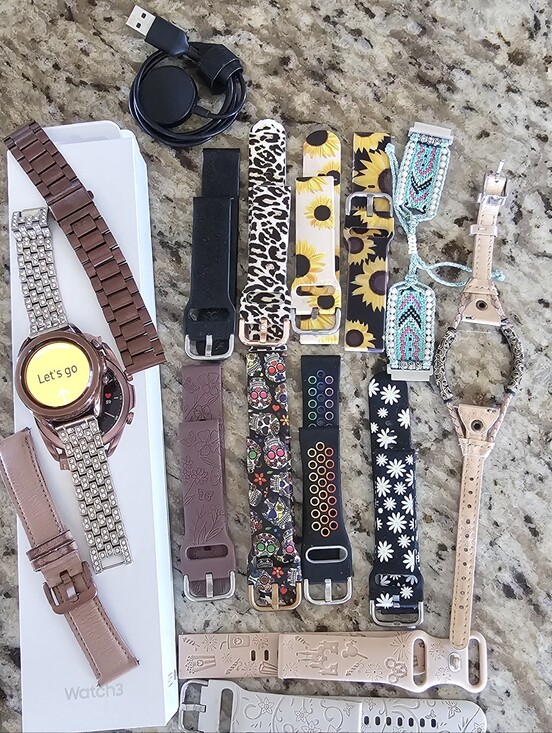 Samsung Accessories - Samsung Galaxy Watch3 W/Extra Bands